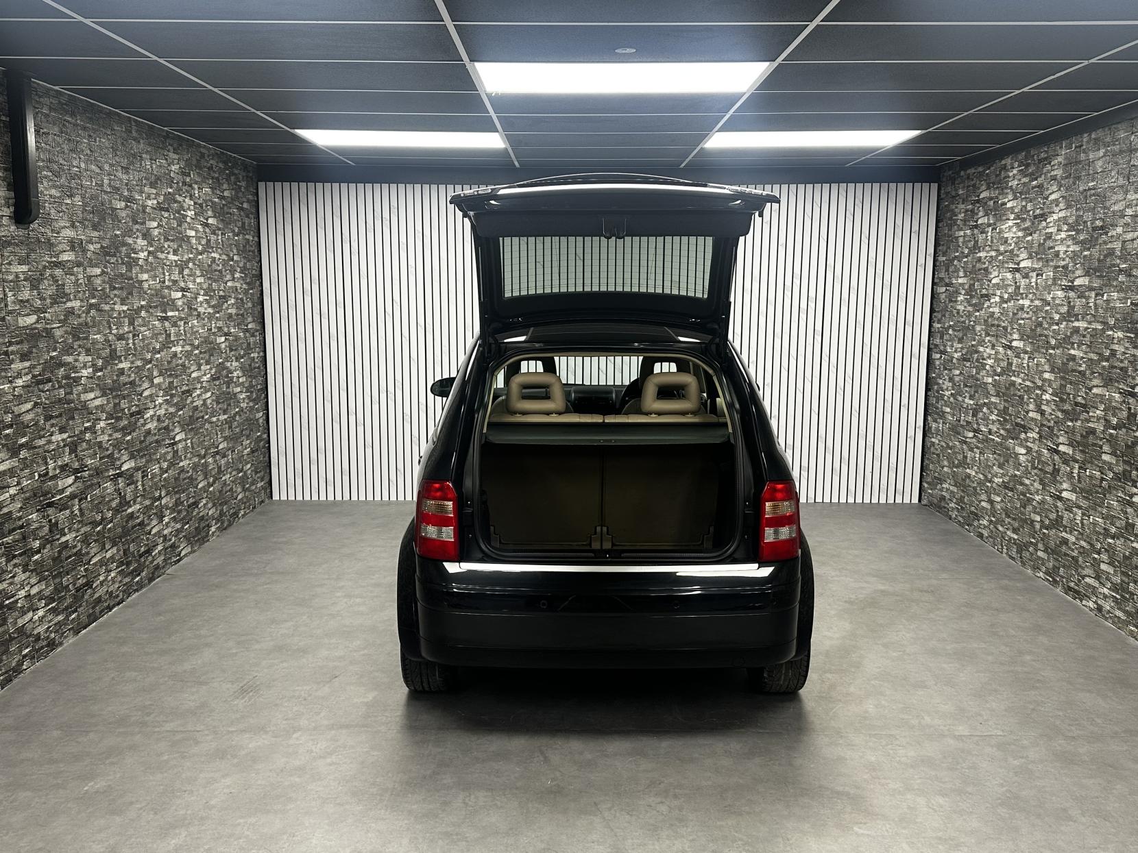 Audi A2 1.4 TDI SE Hatchback 5dr Diesel Manual (119 g/km, 75 bhp)