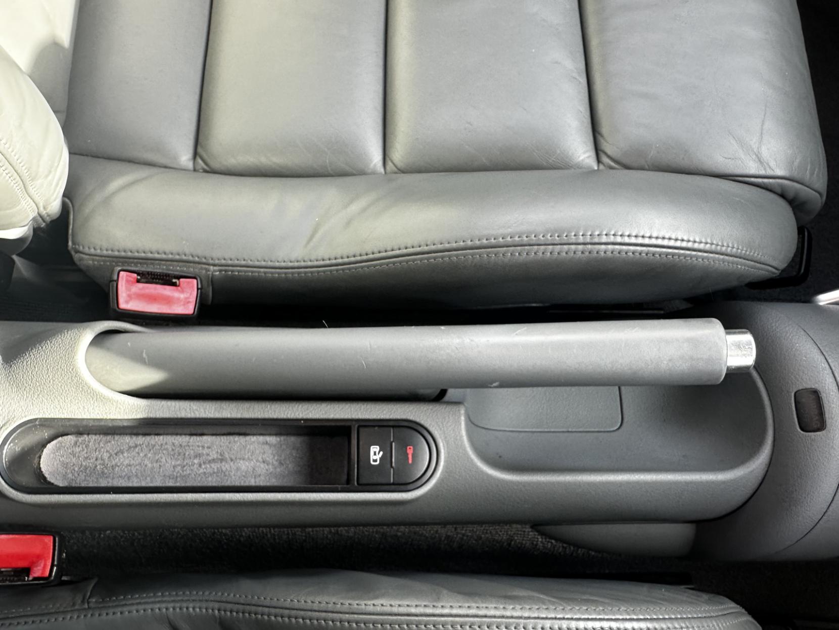 Audi TT 3.2 V6 Coupe 2dr Petrol Manual quattro (254 g/km, 247 bhp)