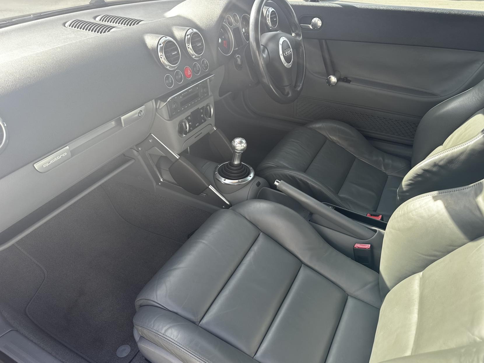 Audi TT 3.2 V6 Coupe 2dr Petrol Manual quattro (254 g/km, 247 bhp)