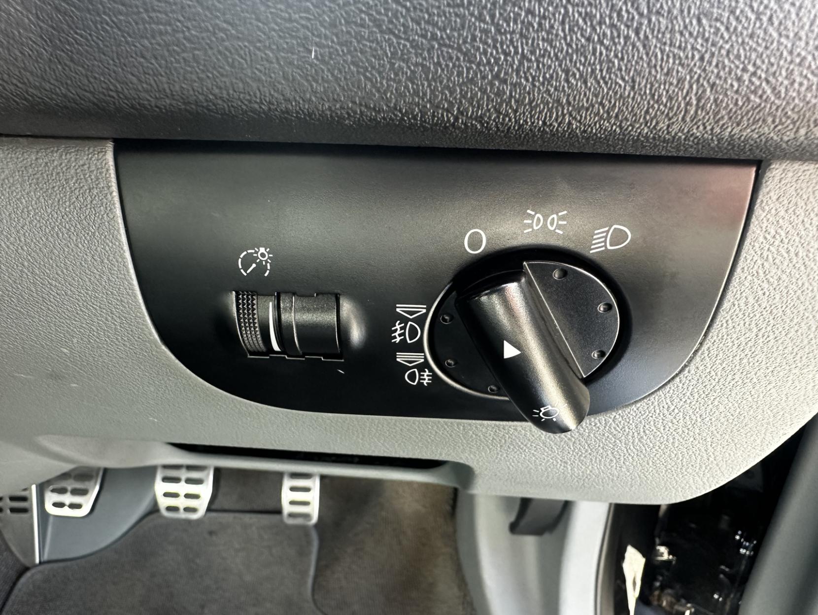 Audi TT 3.2 V6 Coupe 2dr Petrol Manual quattro (254 g/km, 247 bhp)