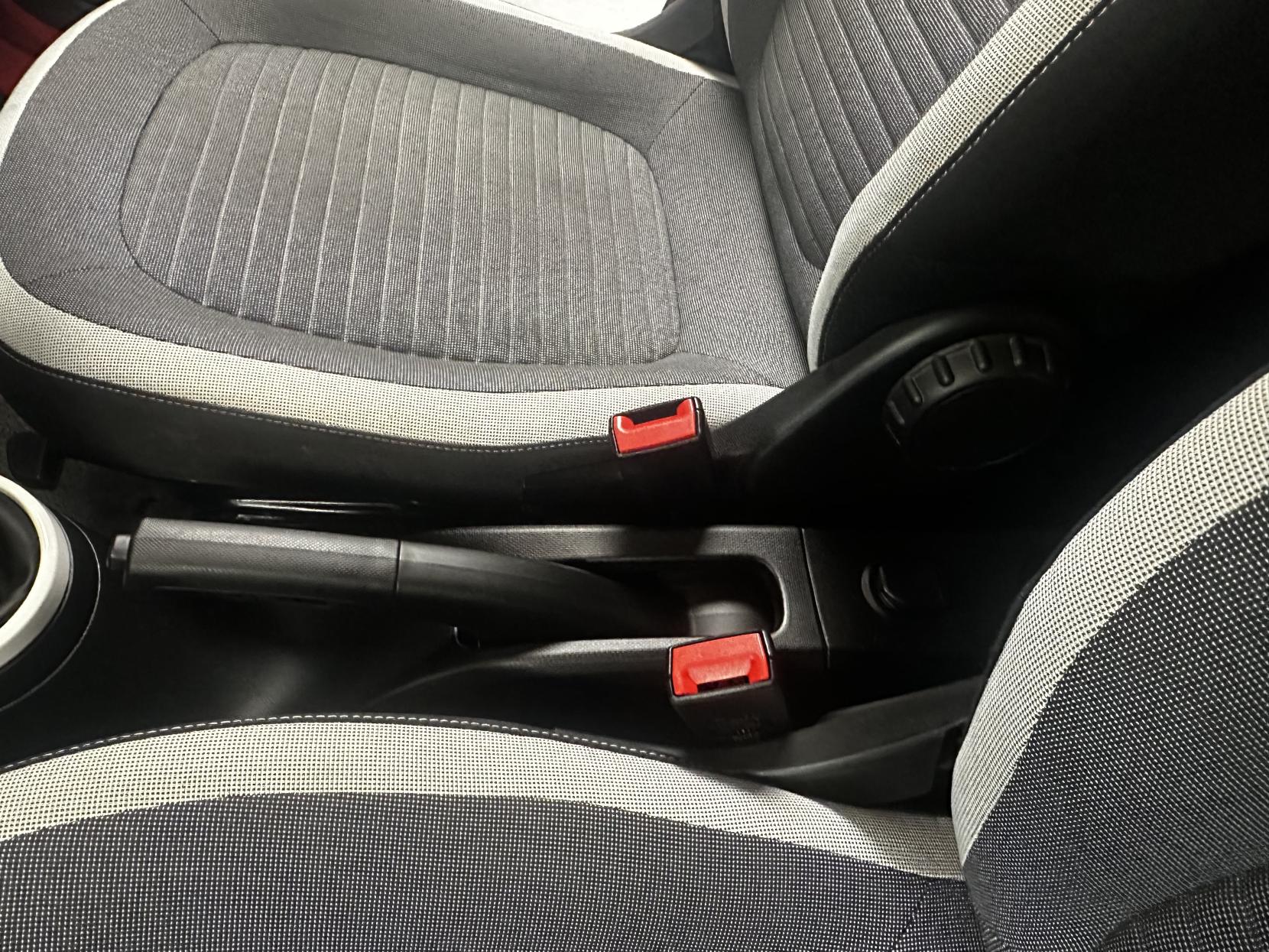 Renault Twingo 0.9 TCe ENERGY Dynamique Hatchback 5dr Petrol Manual Euro 6 (s/s) (90 ps)