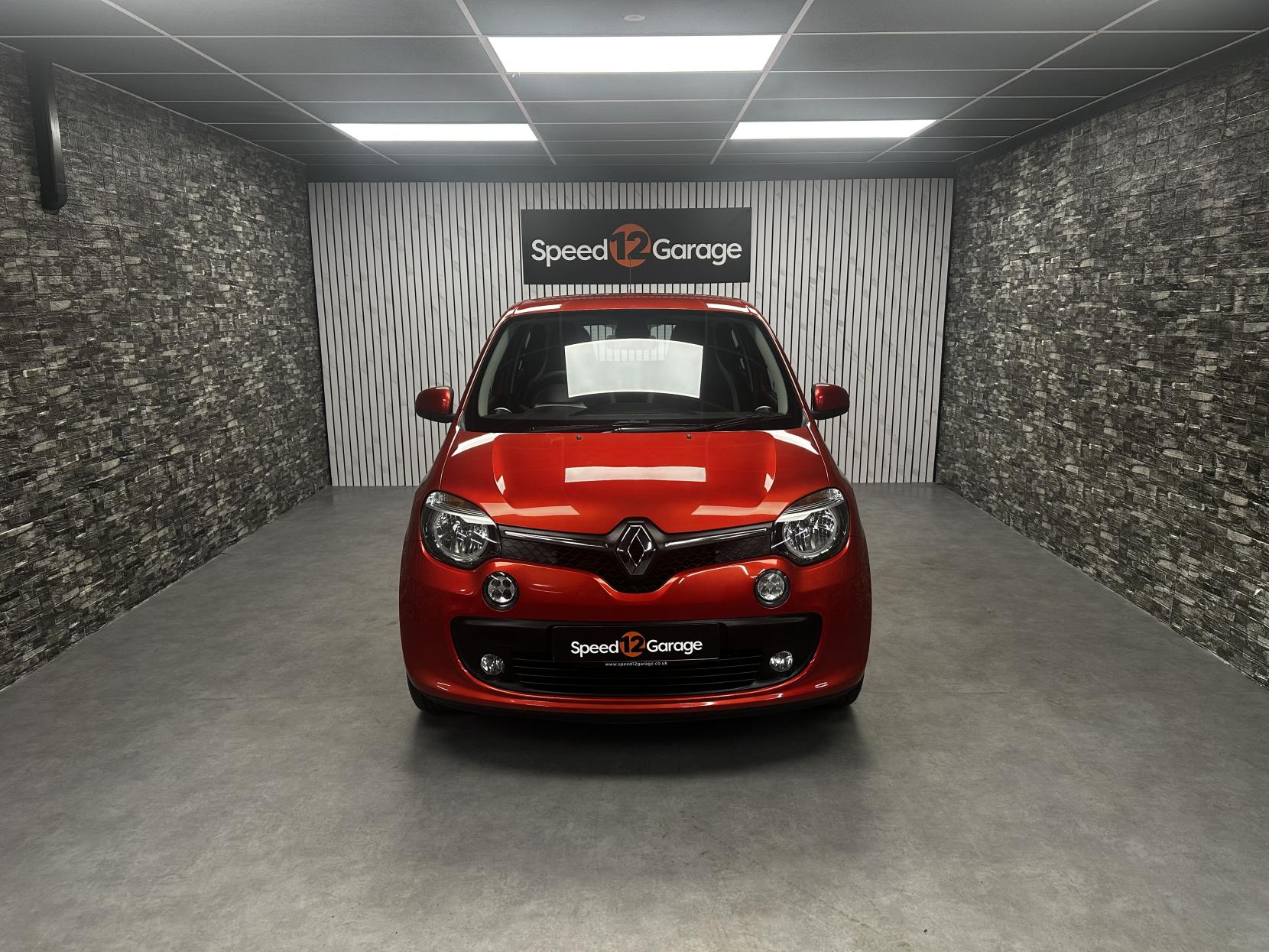 Renault Twingo 0.9 TCe ENERGY Dynamique Hatchback 5dr Petrol Manual Euro 6 (s/s) (90 ps)