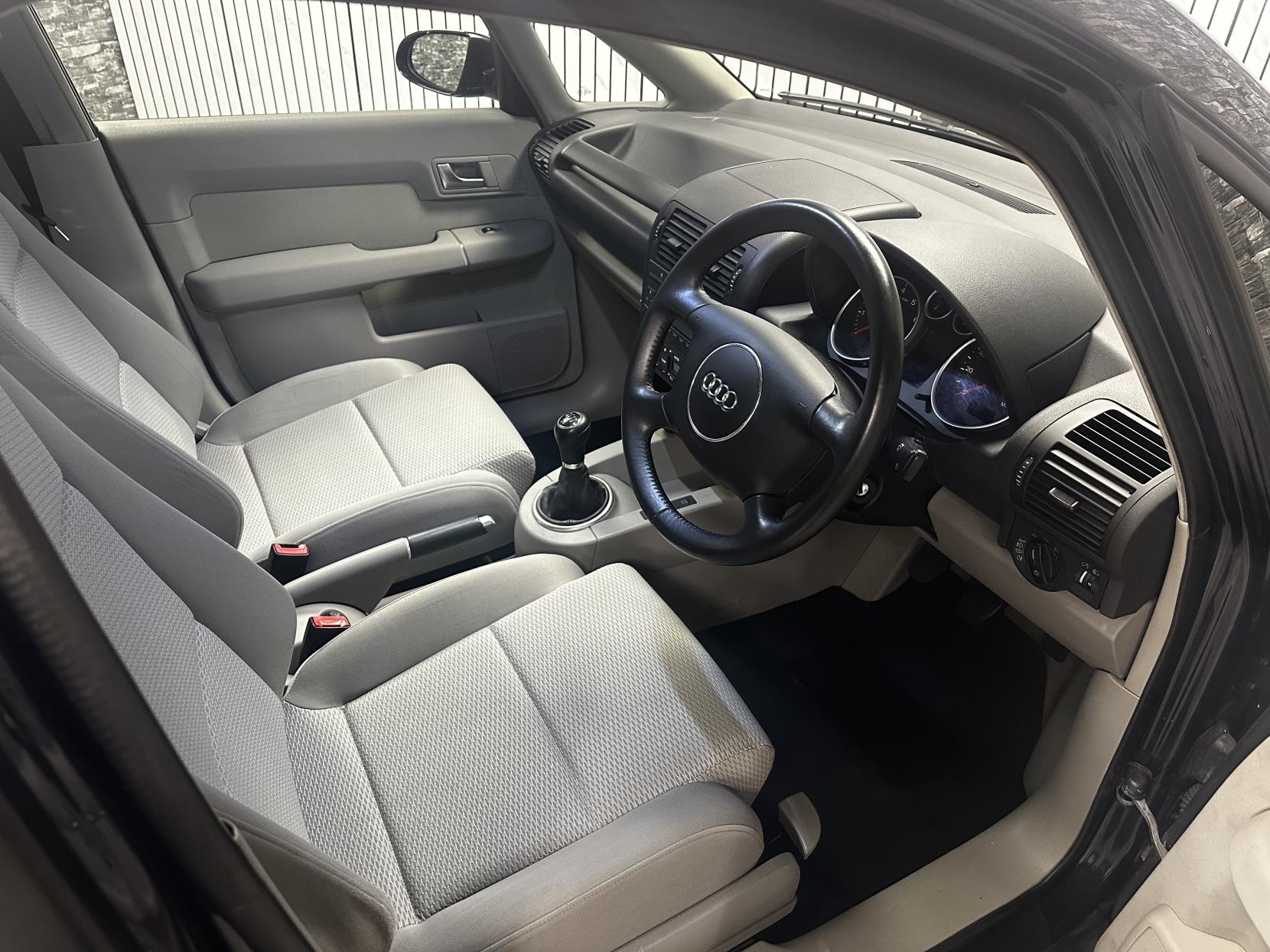 Audi A2 1.6 FSI SE Hatchback 5dr Petrol Manual (144 g/km, 110 bhp)