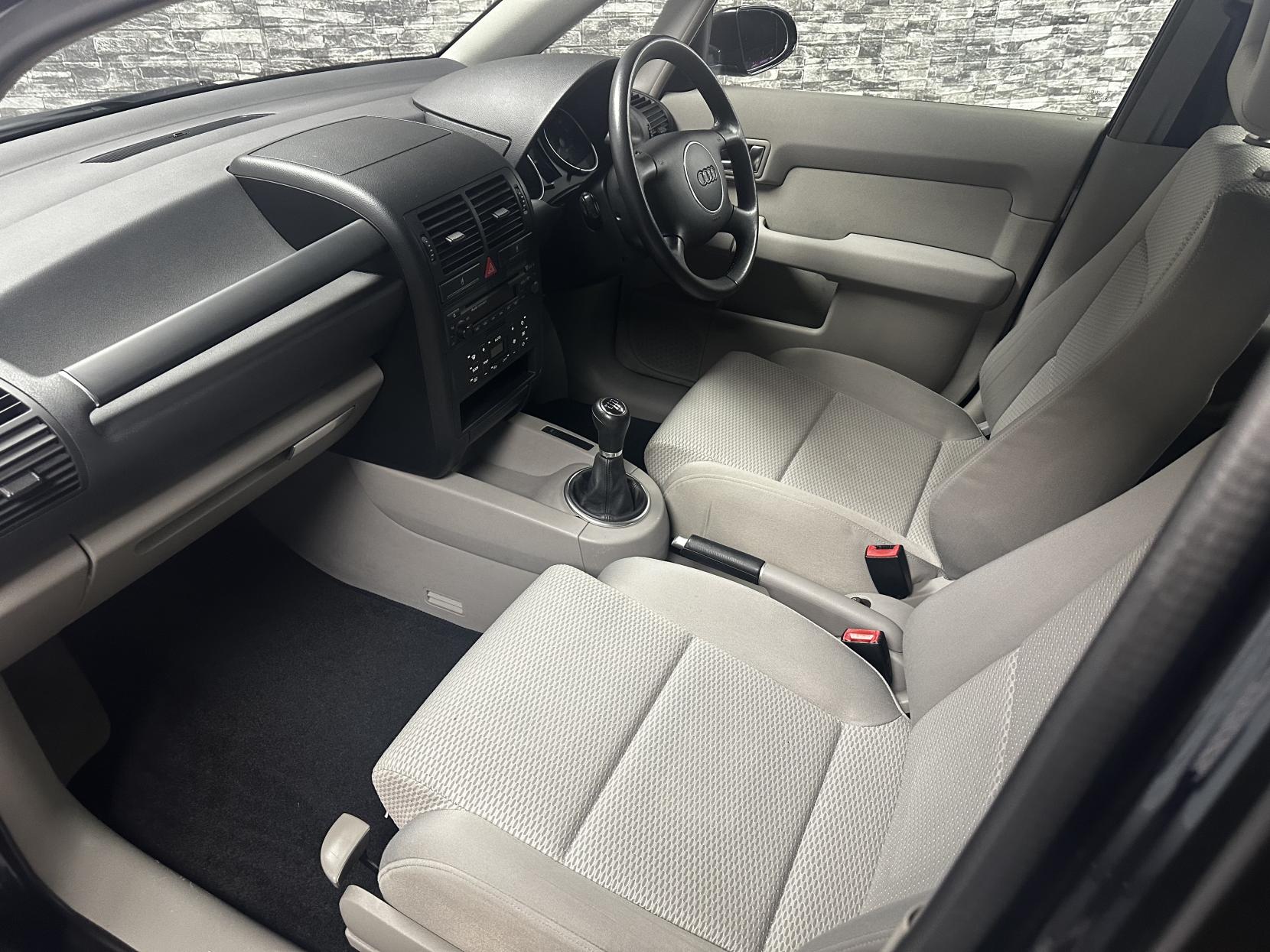 Audi A2 1.6 FSI SE Hatchback 5dr Petrol Manual (144 g/km, 110 bhp)