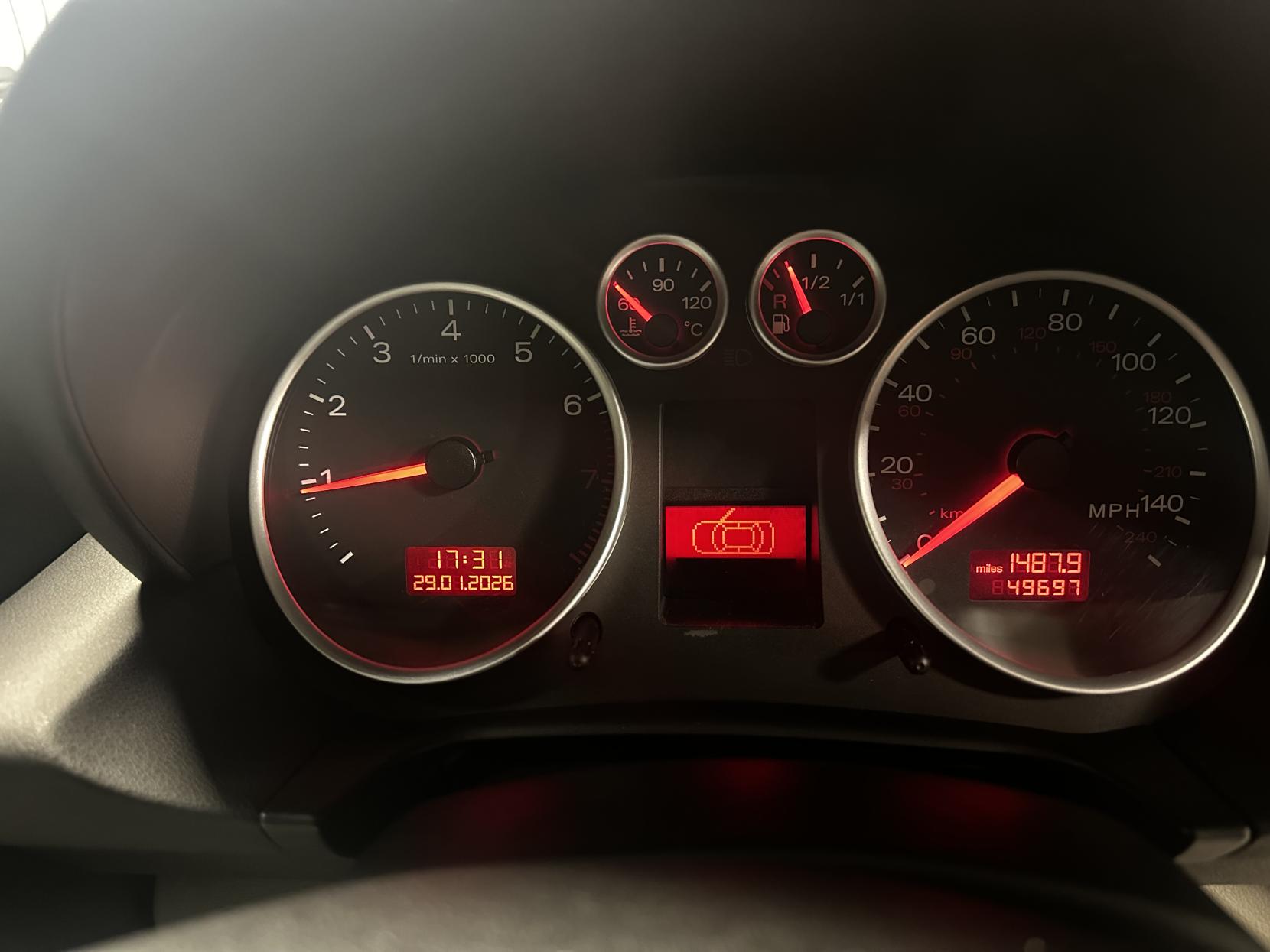 Audi A2 1.6 FSI SE Hatchback 5dr Petrol Manual (144 g/km, 110 bhp)