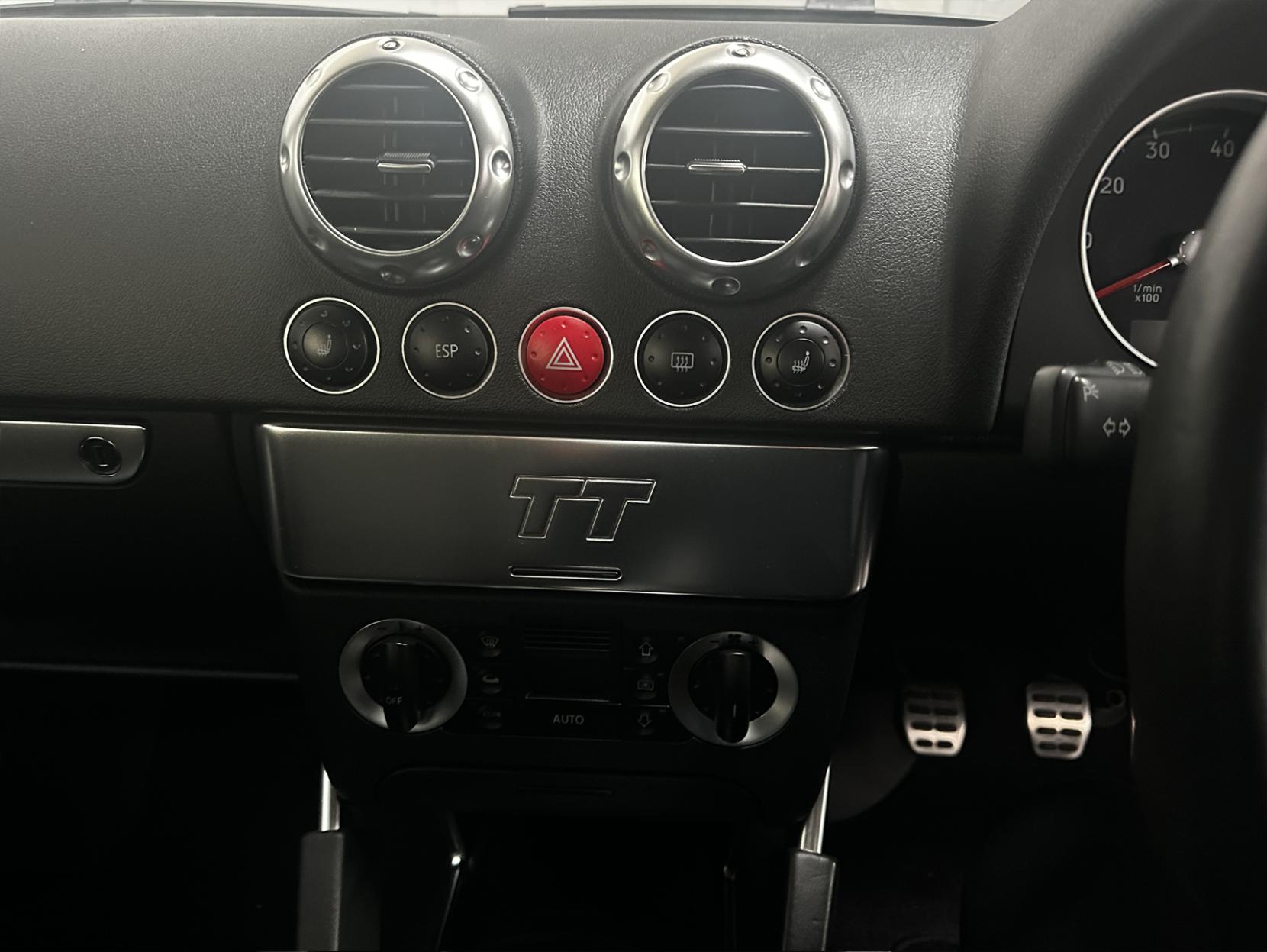 Audi TT 1.8T Coupe 2dr Petrol Manual quattro (228 g/km, 187 bhp)