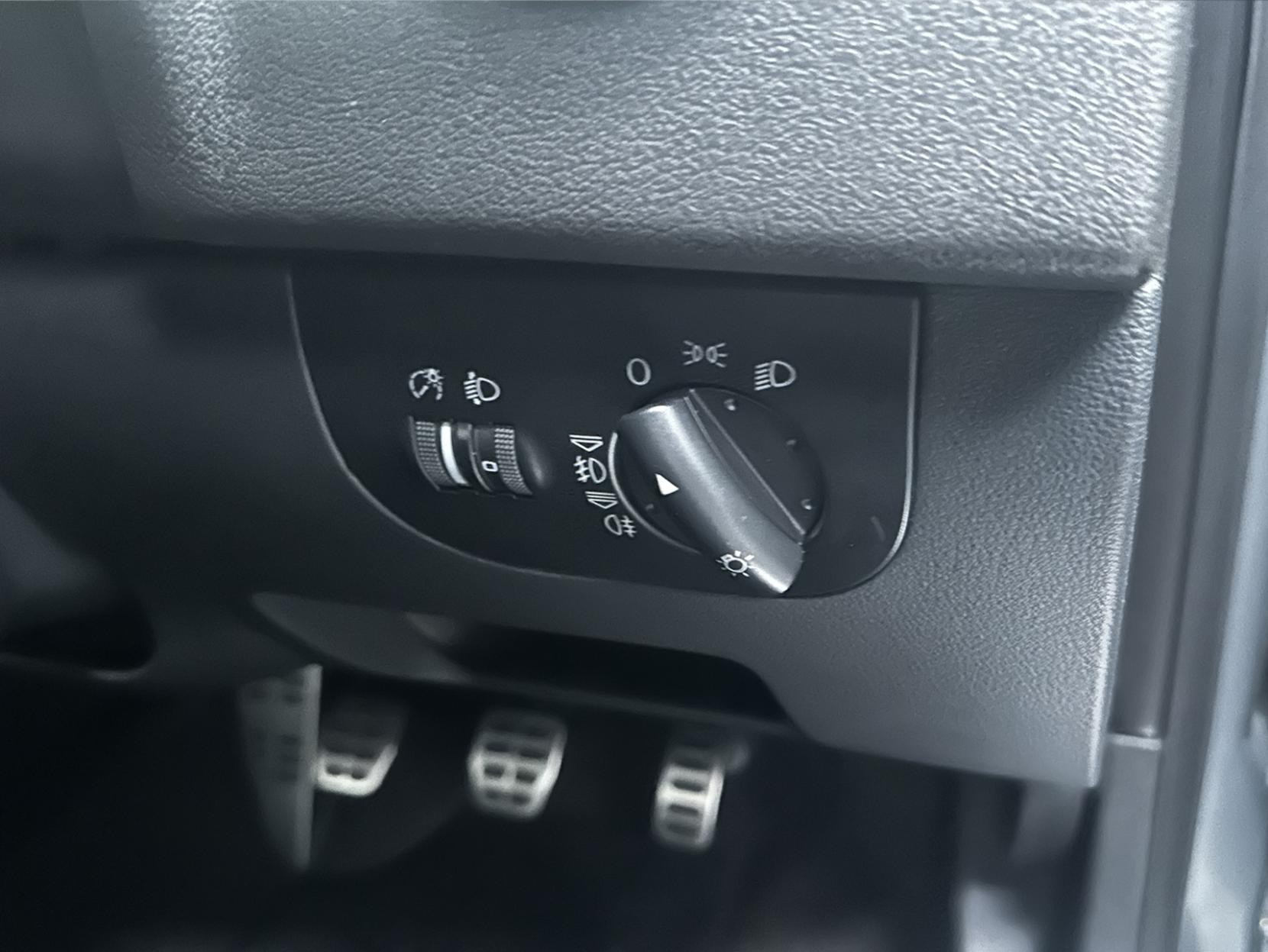 Audi TT 1.8T Coupe 2dr Petrol Manual quattro (228 g/km, 187 bhp)